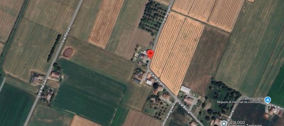 7 rooms Apartment in Poviglio, Italy No. 97862 3