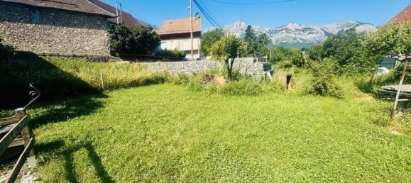 Casa de 3 dormitorios en Hautes-Alpes, France No. 329599 3