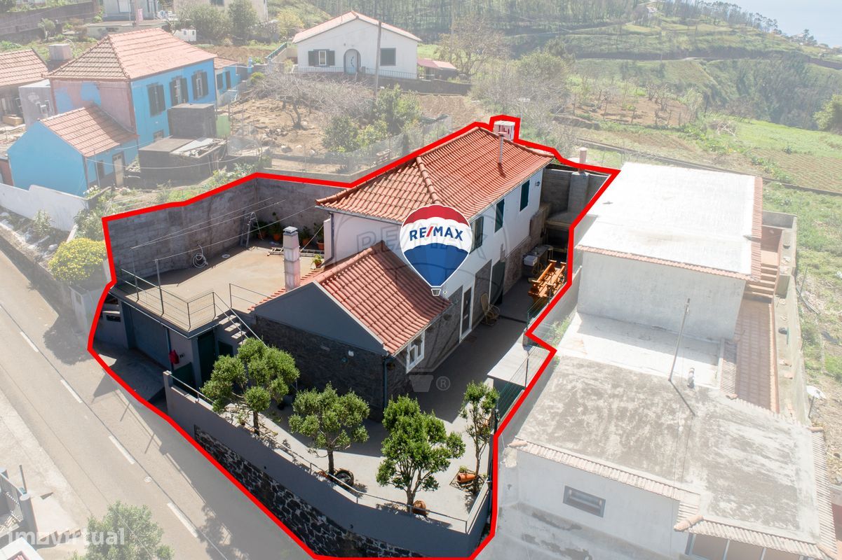 2 bedrooms House in Calheta, Portugal No. 29385