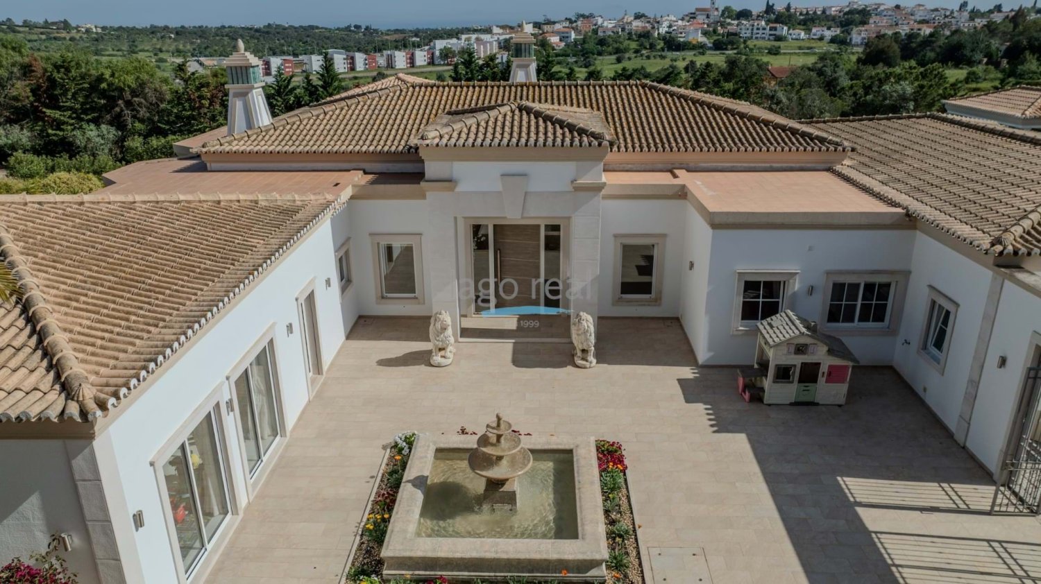 Castelos T10 em Porches, Portugal N.º 11123