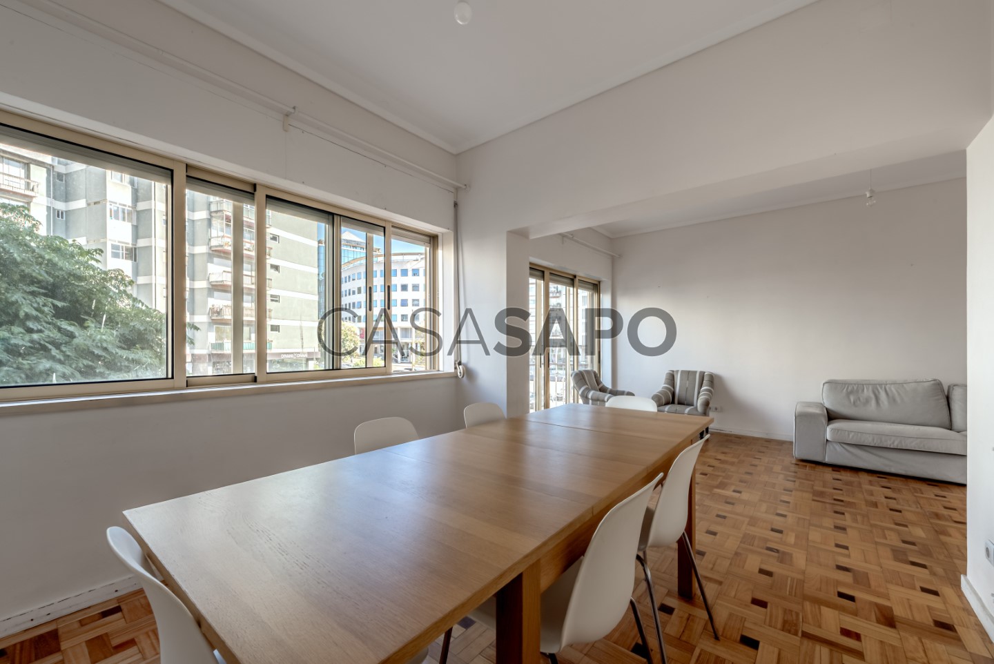 4 bedrooms Apartment in Porto, Portugal No. 328284
