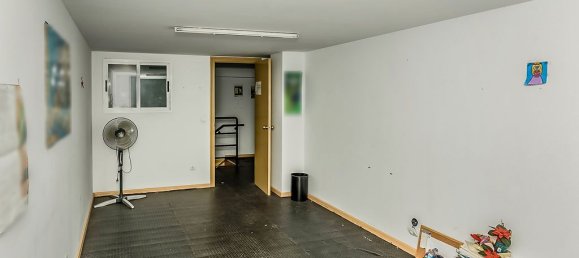 عقار تجاري في Leon, Spain 324متر مربع رقم 71413 11