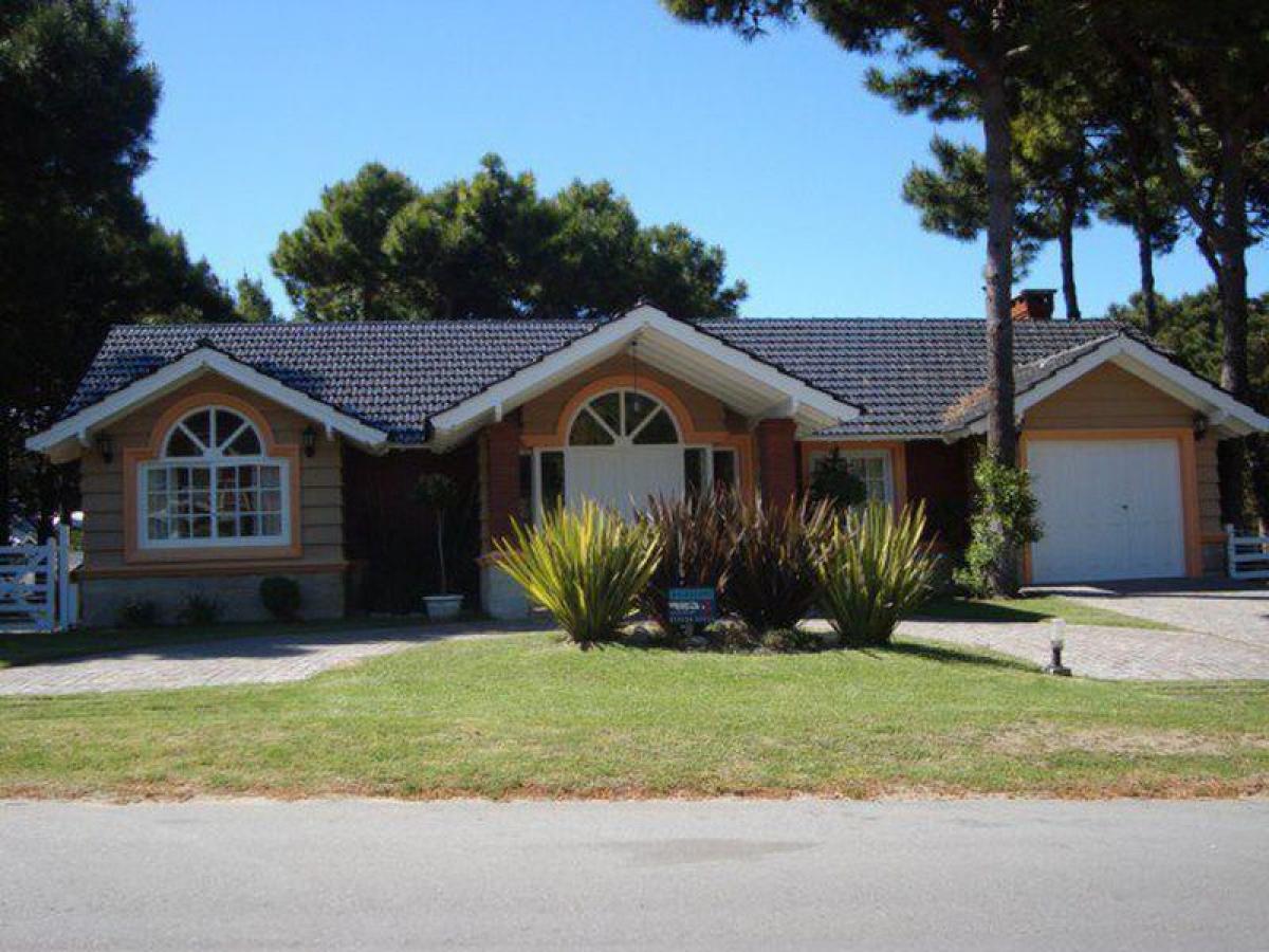 4 غرف نوم منزل في Mar del Plata, Argentina رقم 92160