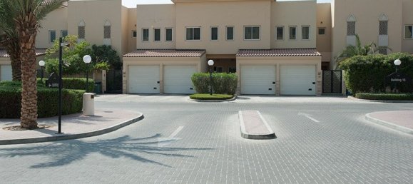4 bedrooms Villa in Dubai Festival City, UAE No. 2868 8