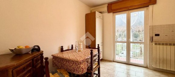 5-salle Appartement à Ronco Scrivia, Italy No. 88679 5