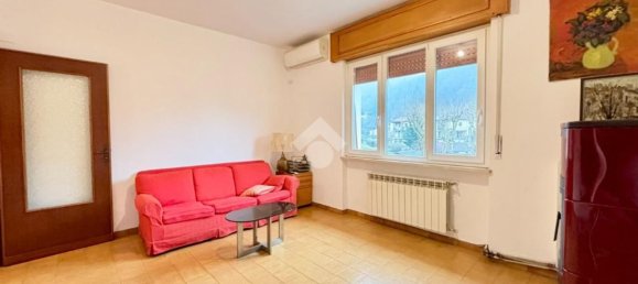 5-salle Appartement à Ronco Scrivia, Italy No. 88679 7