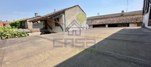 12 rooms House in Grumello Cremonese ed Uniti, Italy No. 159326 17