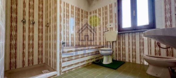 12 rooms House in Grumello Cremonese ed Uniti, Italy No. 159326 14