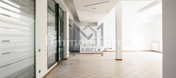 Propiedad comercial de 1 habitación en Lissone, Italy No. 232551 4