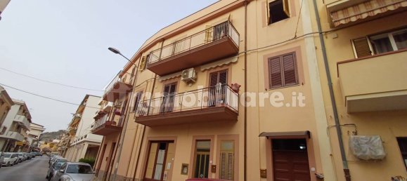 3 Schlafzimmer Wohnung in Capo d'Orlando, Italy, Nr. 71866 4