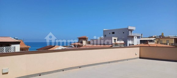 3 Schlafzimmer Wohnung in Capo d'Orlando, Italy, Nr. 71866 7