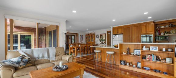 4 bedrooms House in Leongatha, Australia No. 70 3