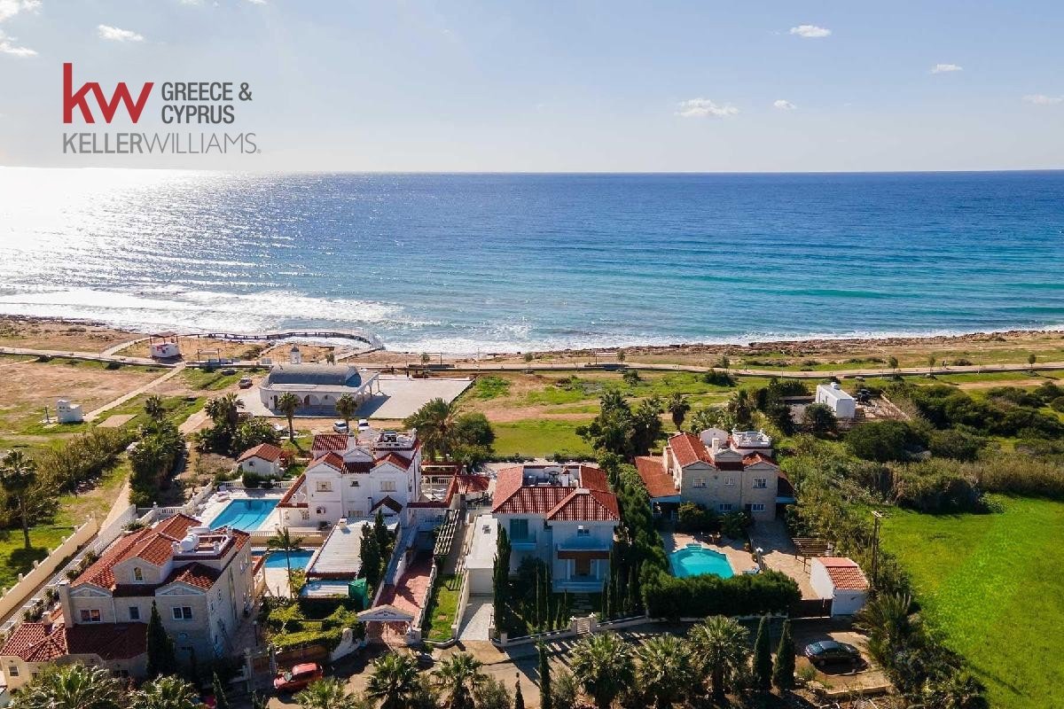 4 غرف نوم فيلا في Ayia Napa, Cyprus رقم 26612
