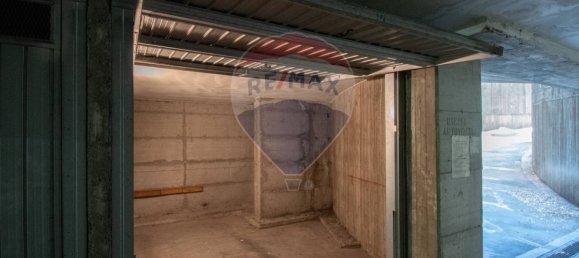 1 room Garage in Brescia, Italy No. 371655 2