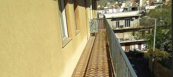 6غرفة شقة في Reggio Calabria, Italy رقم 187976 8