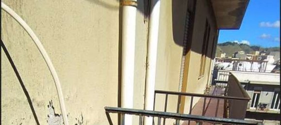 6غرفة شقة في Reggio Calabria, Italy رقم 187976 10