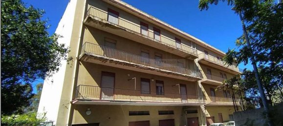 6غرفة شقة في Reggio Calabria, Italy رقم 187976 4