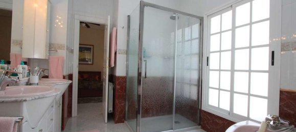 Вилла с 4 спальнями в Л'Альфас дель Пи, Испания № 4309 9