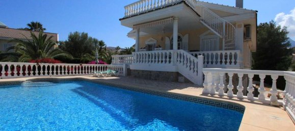 Вилла с 4 спальнями в Л'Альфас дель Пи, Испания № 4309 2