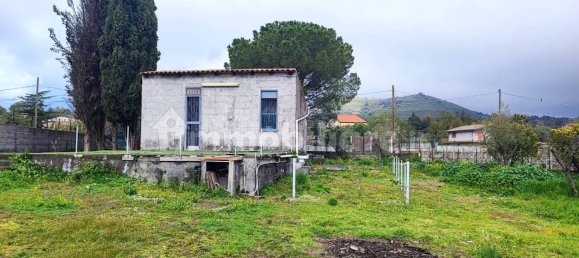 1 Schlafzimmer Villa in Mascalucia, Italy, Nr. 48725 7