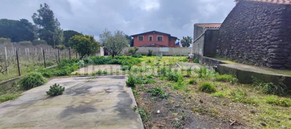 1 Schlafzimmer Villa in Mascalucia, Italy, Nr. 48725 4