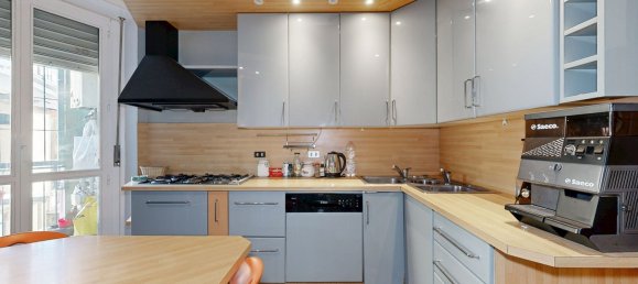 3 Schlafzimmer Wohnung in Milan, Italy, Nr. 338183 10