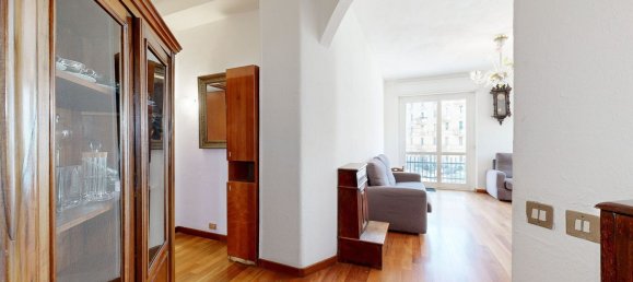 3 Schlafzimmer Wohnung in Milan, Italy, Nr. 338183 12