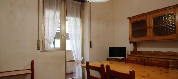 3 rooms Apartment in Genoa, Italy No. 271858 3