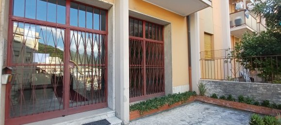 3 rooms Apartment in Genoa, Italy No. 271858 35