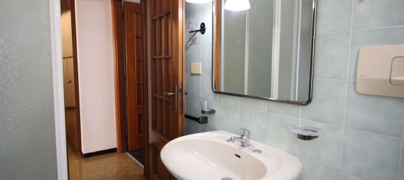 3 rooms Apartment in Genoa, Italy No. 271858 20
