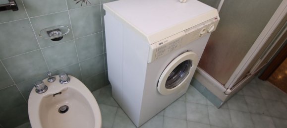 3 rooms Apartment in Genoa, Italy No. 271858 21