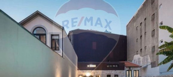  بناية في Porto, Portugal 417متر مربع رقم 136458 3