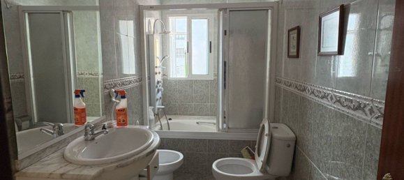 3 bedrooms Apartment in Aviles, Spain No. 170848 10