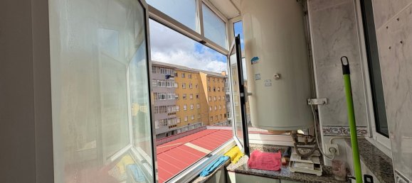 3 bedrooms Apartment in Aviles, Spain No. 170848 2