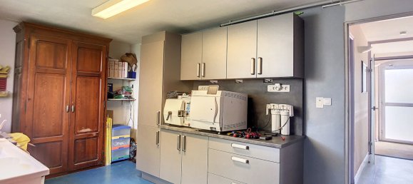 6 bedrooms Building in Lacroix-sur-Meuse, France No. 86352 7