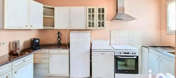 2 bedrooms House in Chennevieres-sur-Marne, France No. 318246 5