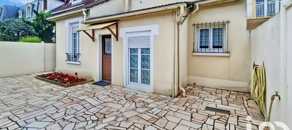 2 bedrooms House in Chennevieres-sur-Marne, France No. 318246 2