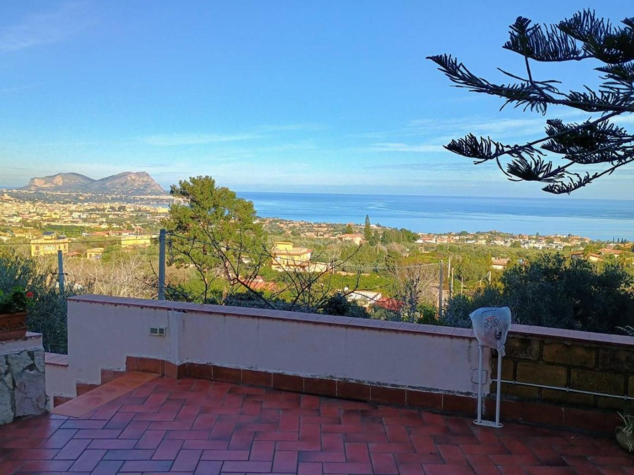 3غرفة فيلا في Altavilla Milicia, Italy رقم 147757