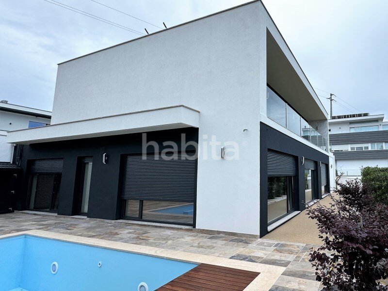 4 bedrooms Villa in Arcozelo, Portugal No. 110400