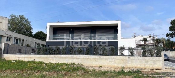 4 bedrooms Villa in Arcozelo, Portugal No. 110400 12