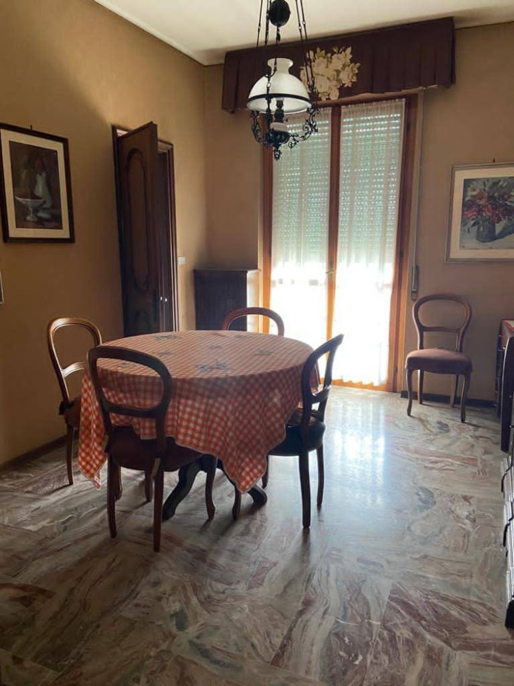 3 Schlafzimmer Wohnung in Alessandria, Italy, Nr. 45507