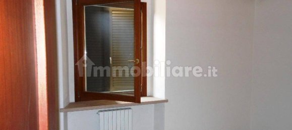 Apartamento de 3 dormitorios en Goito, Italy No. 3450 14