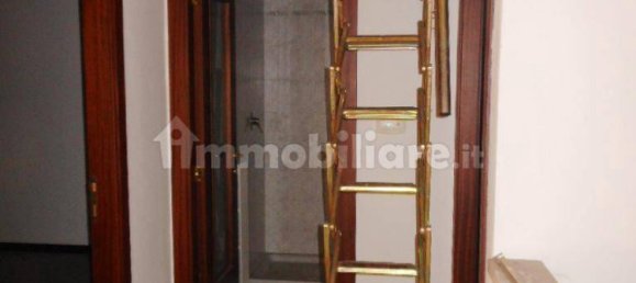 Apartamento de 3 dormitorios en Goito, Italy No. 3450 10