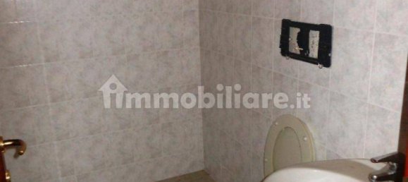 Apartamento de 3 dormitorios en Goito, Italy No. 3450 13
