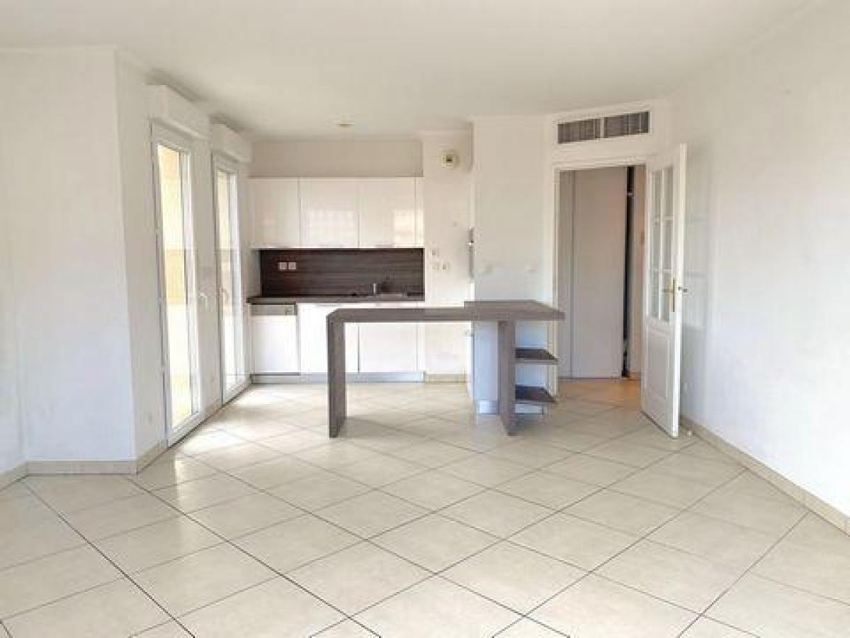 Студия в кондо  в Ментон, Франция № 6012