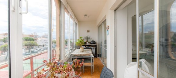 Apartamento de 2 dormitorios en Roses, Spain No. 188993 3