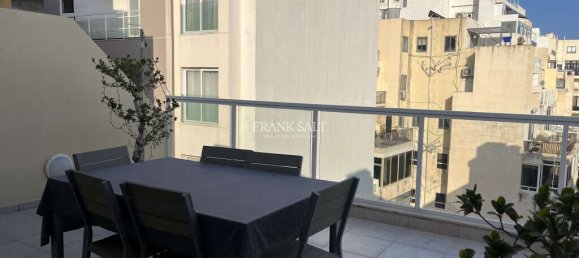 2 غرف نوم بانتهاوس في Sliema, Malta رقم 8957 4