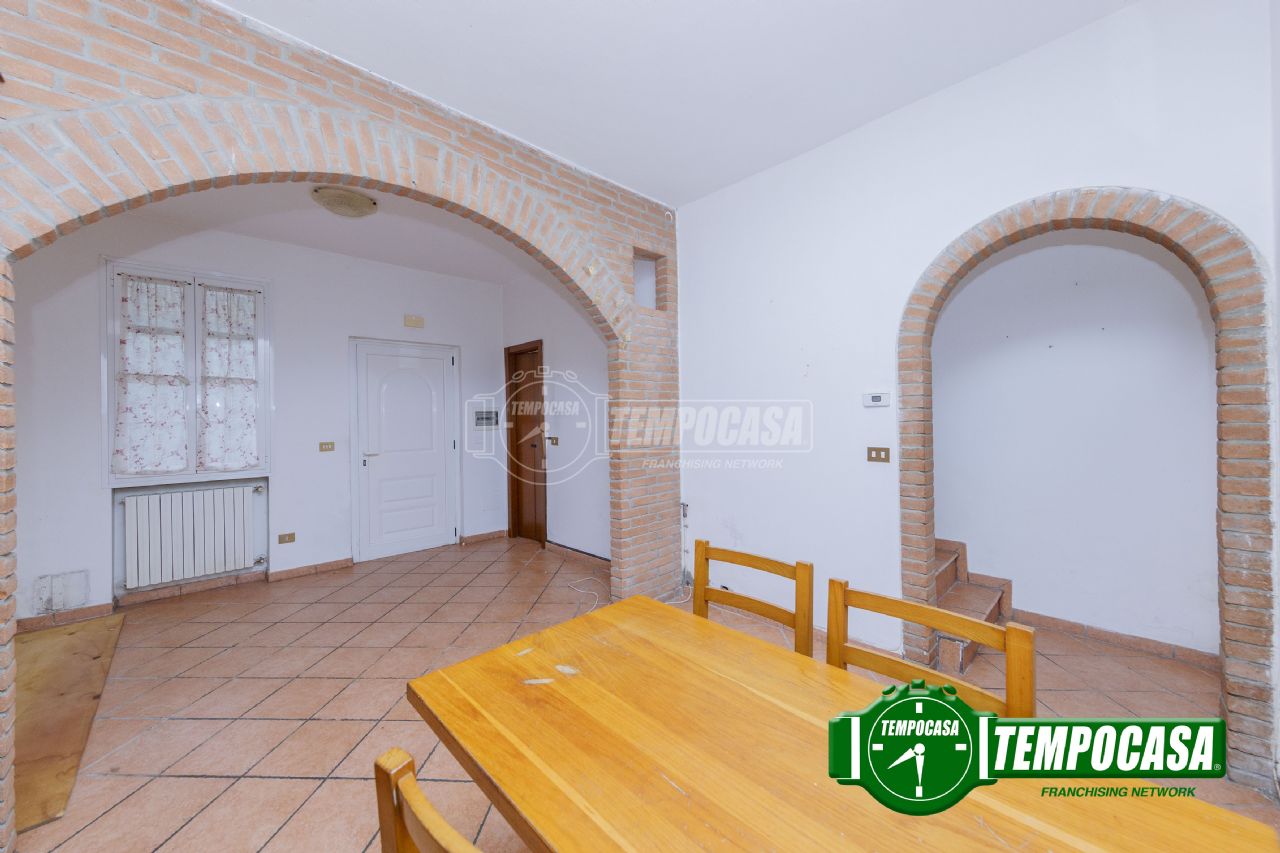 Casa de 2 dormitorios en Linarolo, Italy No. 85723