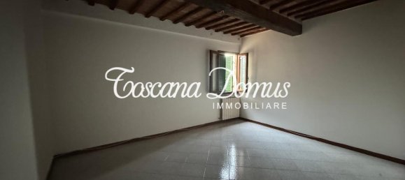 6 rooms House in Siena, Italy No. 18324 6