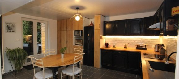 Дом с 3 спальнями в Ла Луп, Франция № 39795 3